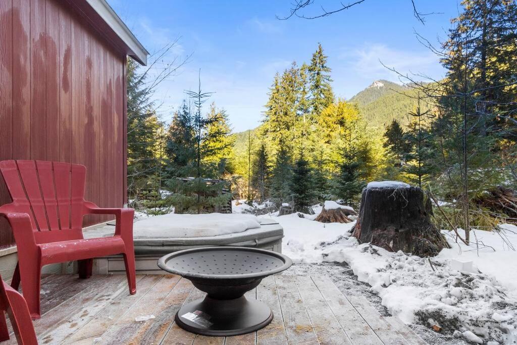 Cozy Tiny Home Steps Away From Mt. Rainier Ashford Exterior foto